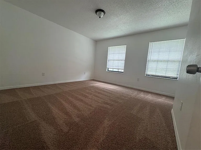 221 S Cypress Way — Photo 12