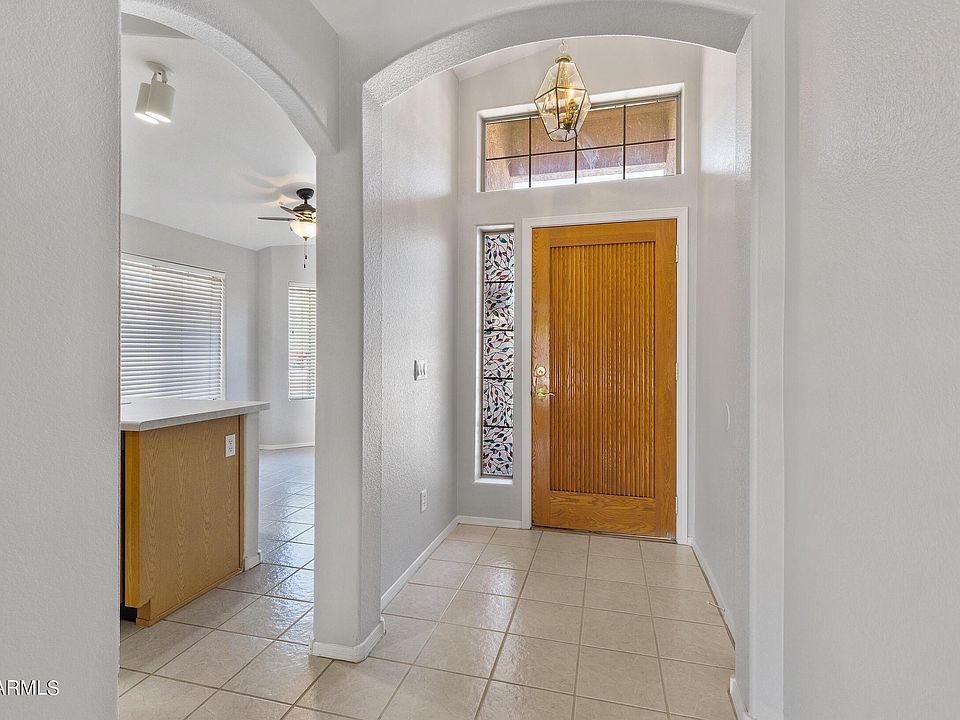 1st image of 17145 E Kensington Pl