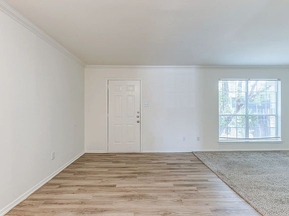 4th image of 1100 Graham Dr #1704