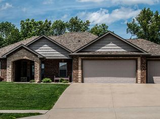 6711 American Setter Dr, Ashland, MO 65010