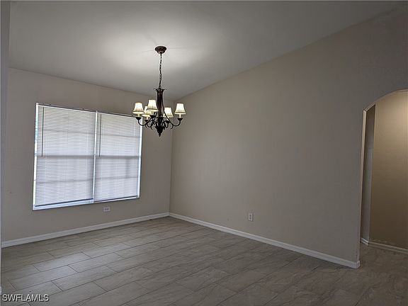 3rd image of 1029 NE 43rd Ter