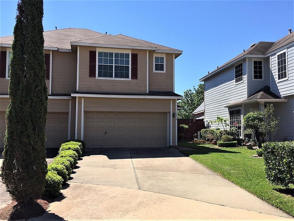 1st image of 16519 Cairngrove Ln