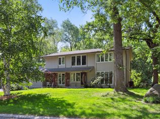 8153 Pennsylvania Cir, Bloomington, MN 55438