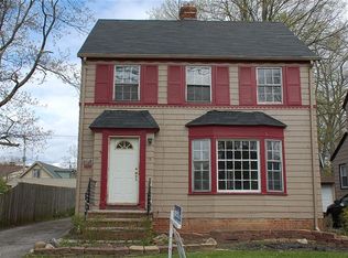 2167 Barrington Rd, University Heights, OH 44118