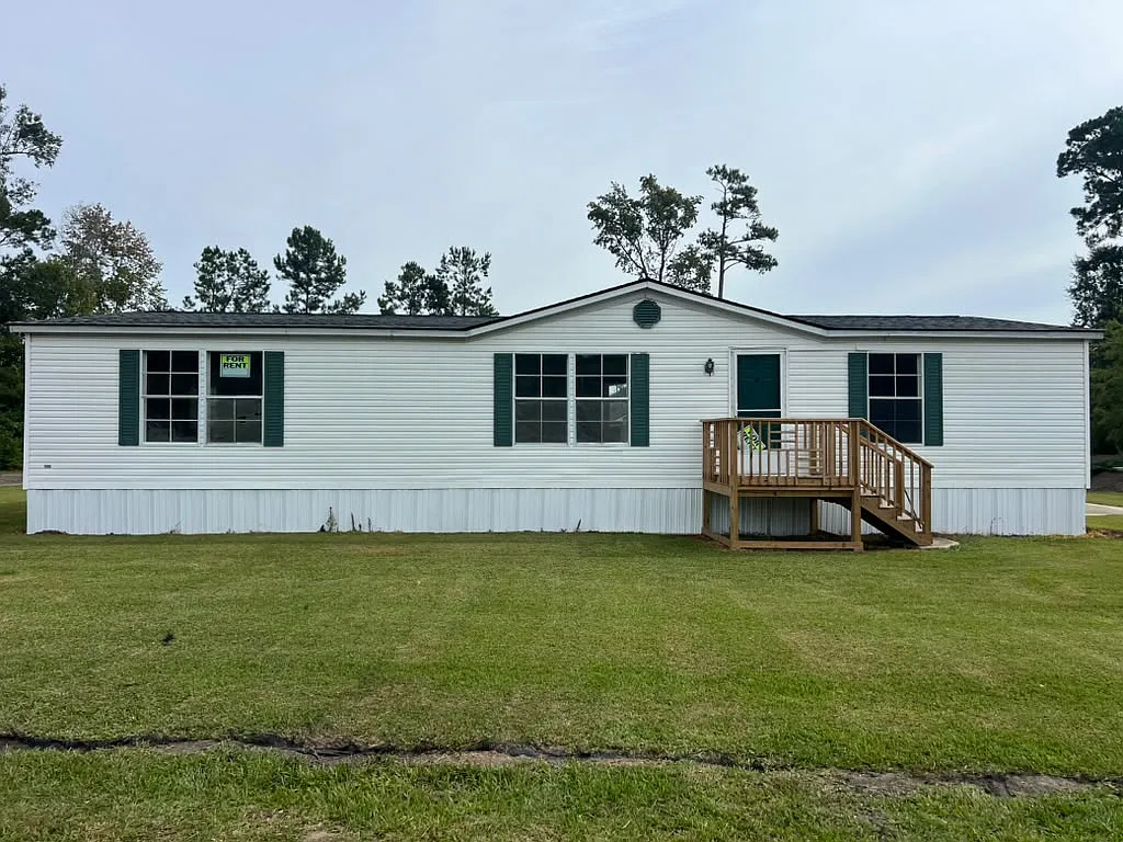 3 bed, 1770 sqft, $2,000 — Photo 1