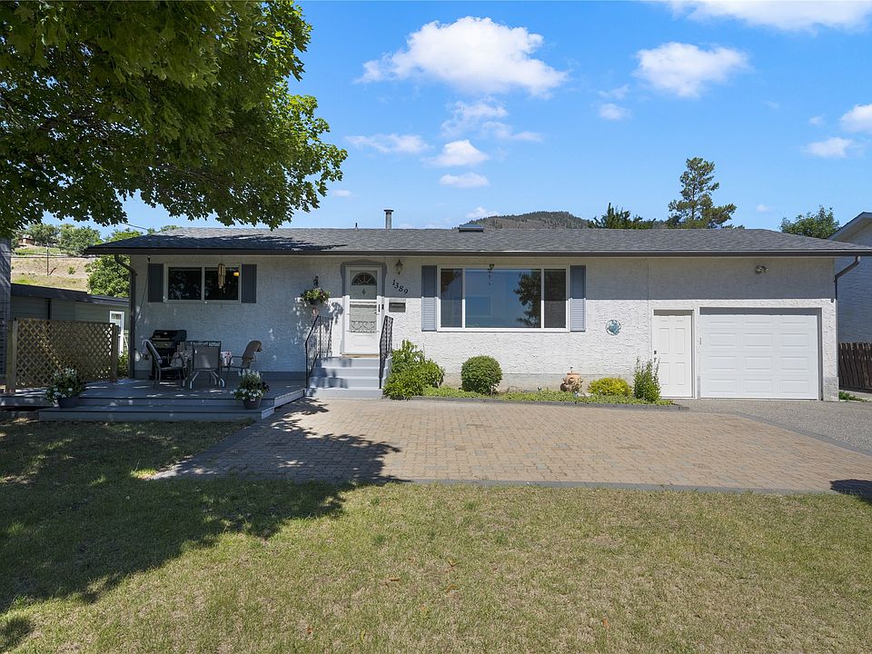 1st image of 1389 Lund Rd