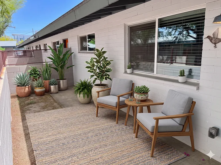 4207 N 27th St #9 — Photo 3