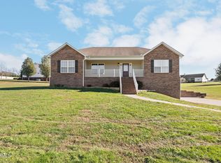 1927 McCleary Rd, Sevierville, TN 37876