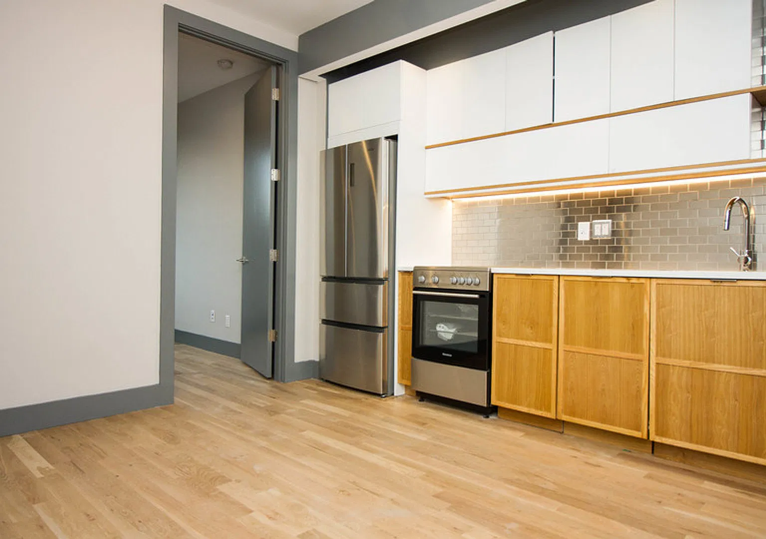 830 Flatbush Ave — Photo 1