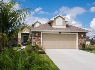2009 Bayside Ave, Mount Dora, FL 32757
