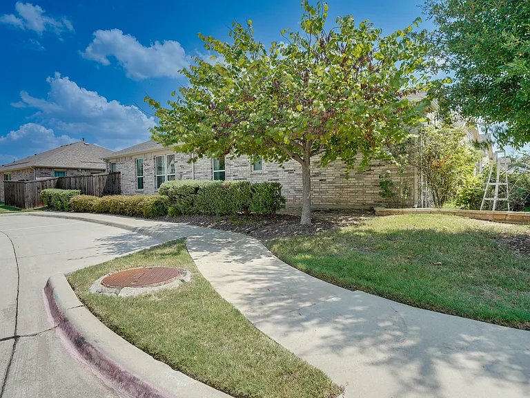 405 Club House Dr — Photo 21