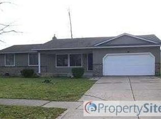 1704 Old Town Rd SE, Grand Rapids, MI 49508
