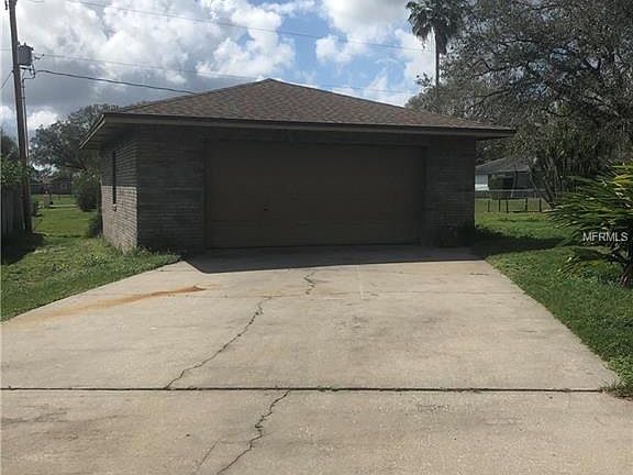 5th image of 2532 Roslyn Ln