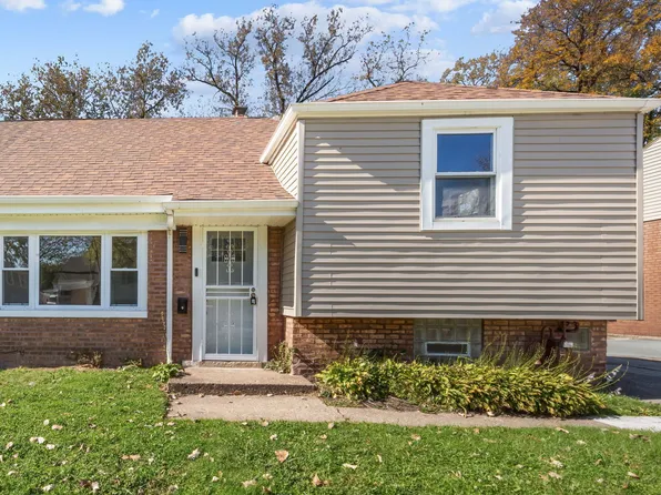 9730 S Merrion Ave, Chicago, IL 60617