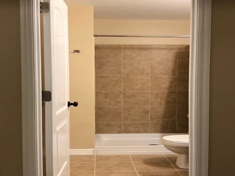 655 E Abbottsford Ln — Photo 6