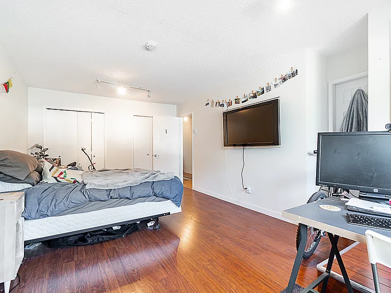 4359 Main St #1 — Photo 18