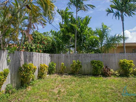 3rd image of 7505 Bounty Ave