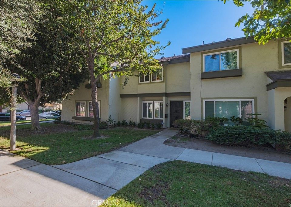 1st image of 9567 Karmont Ave