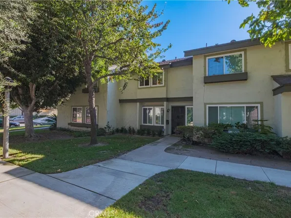 9567 Karmont Ave, South Gate, CA 90280