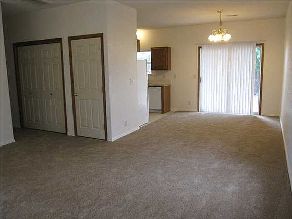 2nd image of 4653 S Elizabeth Ave