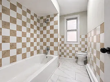143 S 10th St — Photo 5