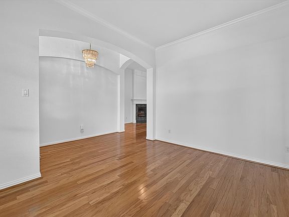 4th image of 8308 Halkin Ct
