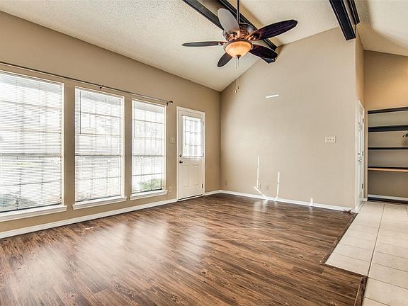 5th image of 3113 Devonshire Dr