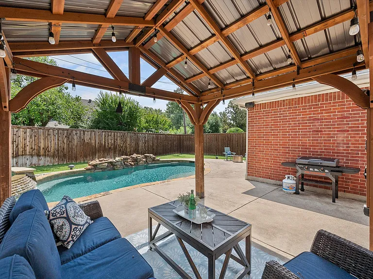 42 Sonora Dr — Photo 36