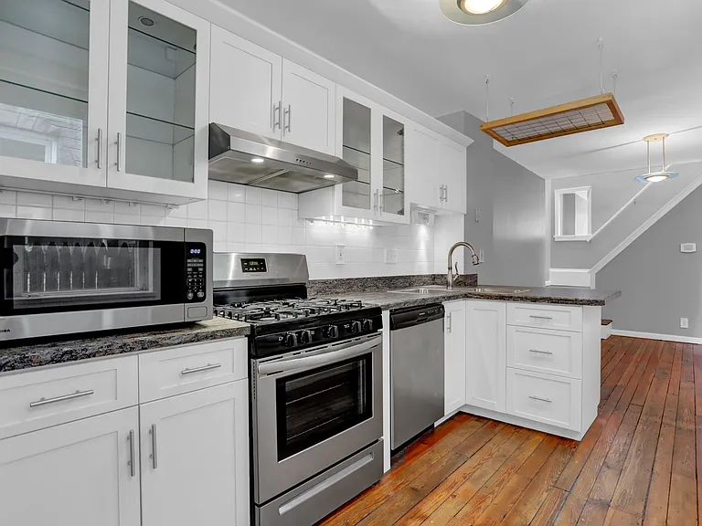 1409 Covington St — Photo 24