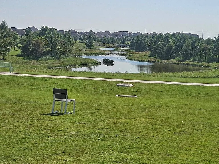 21131 Armstrong County Dr — Photo 25