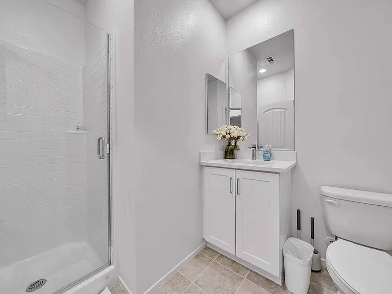 1705 Park Place Ln — Photo 23