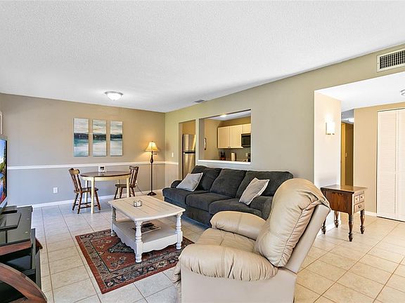 3rd image of 150 Wax Myrtle Woods Ct APT 6D