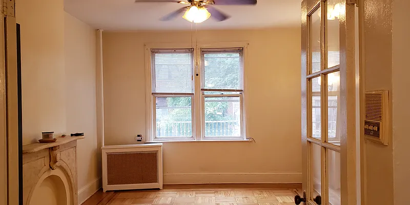 Rented by MCR Realty | media 14