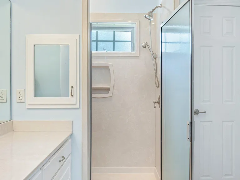 322 Crescent Dr — Photo 19