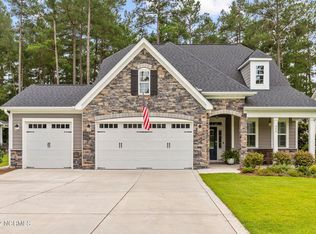 570 Legacy Lakes Way, Aberdeen, NC 28315