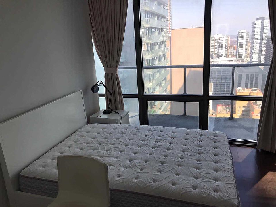 2nd image of 832 Bay St #2908