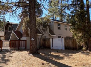 518 Moreno Ln, Sugarloaf, CA 92386