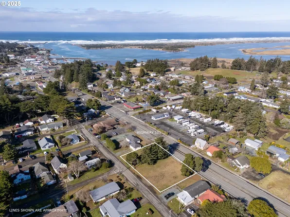 950 2nd St NE, Bandon, OR 97411