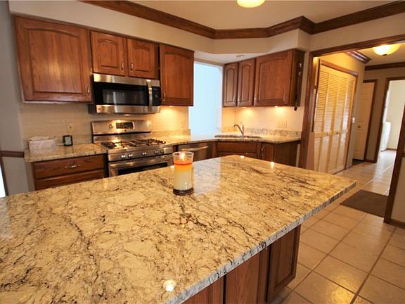 2nd image of 8291 Lanmark Dr