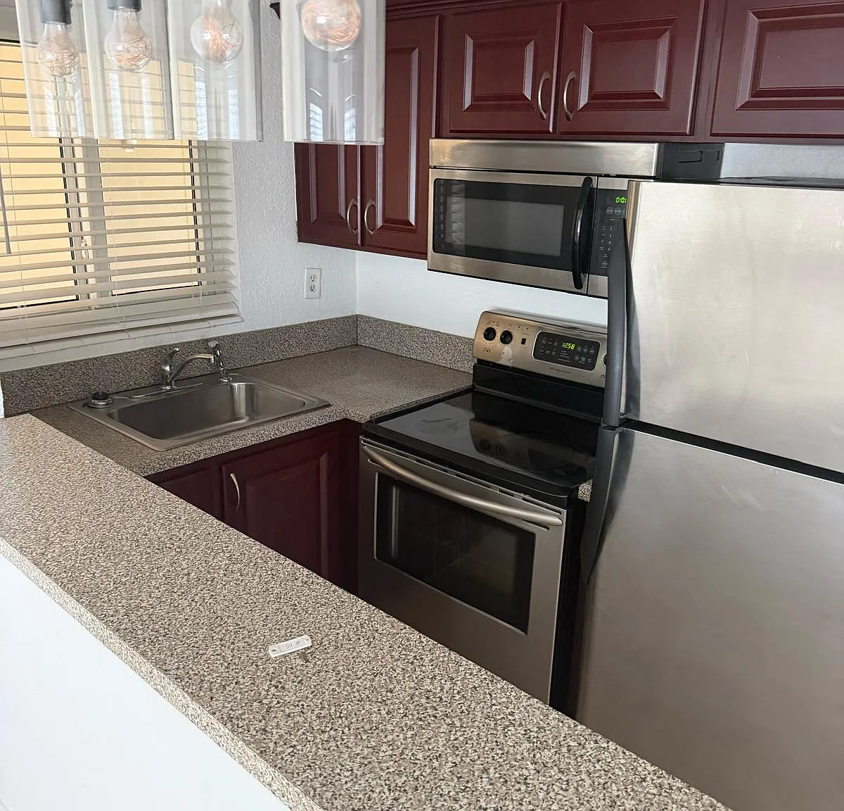 1 bed, 474 sqft, $1,475 — Photo 3