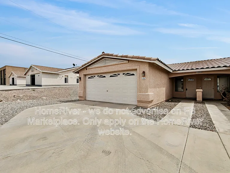 2806 Palisades Dr #101 — Photo 2
