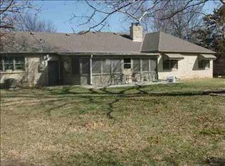 135 S Edgemoor Dr, Wichita, KS 67218