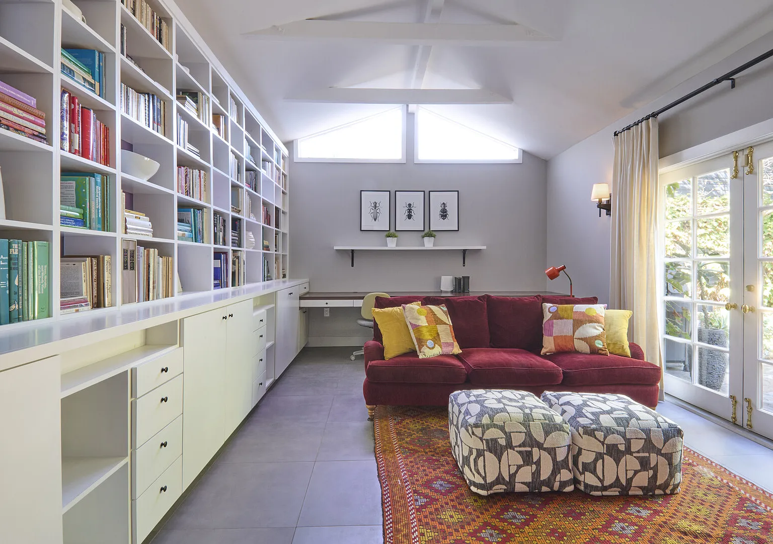 Charming 2-Bedroom Garden Retreat in Valley Village — Photo 4