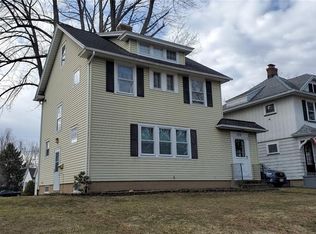 259 Harding Rd, Rochester, NY 14612