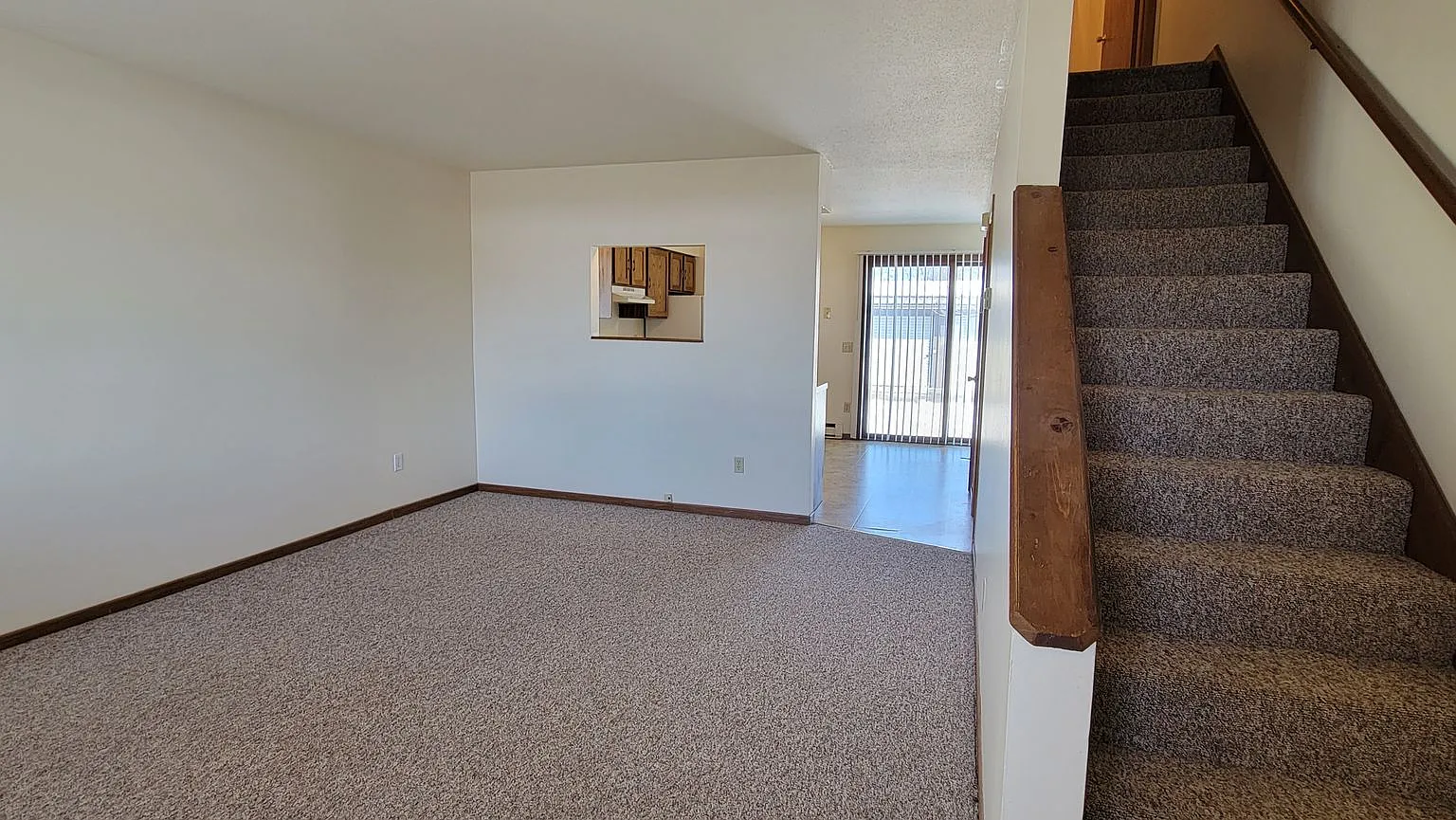 Bowman Lane Townhouses — Photo 2