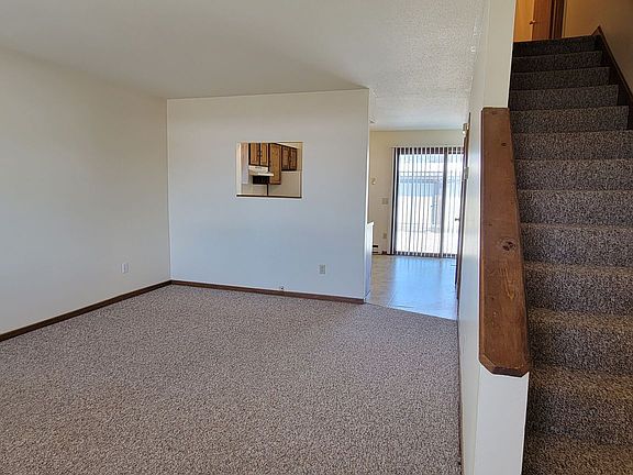 2nd image of 203 Bowman Ln Unit 8