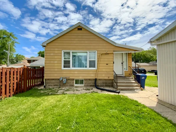 1727 Jackson St, North Chicago, IL 60064