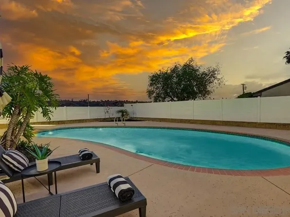 6886 Clara Lee Ave, San Diego, CA 92120