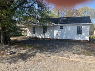 1914 S Lowe St, Stuttgart, AR 72160