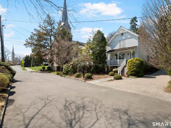 494 Pequot Court, Fairfield, CT 06890